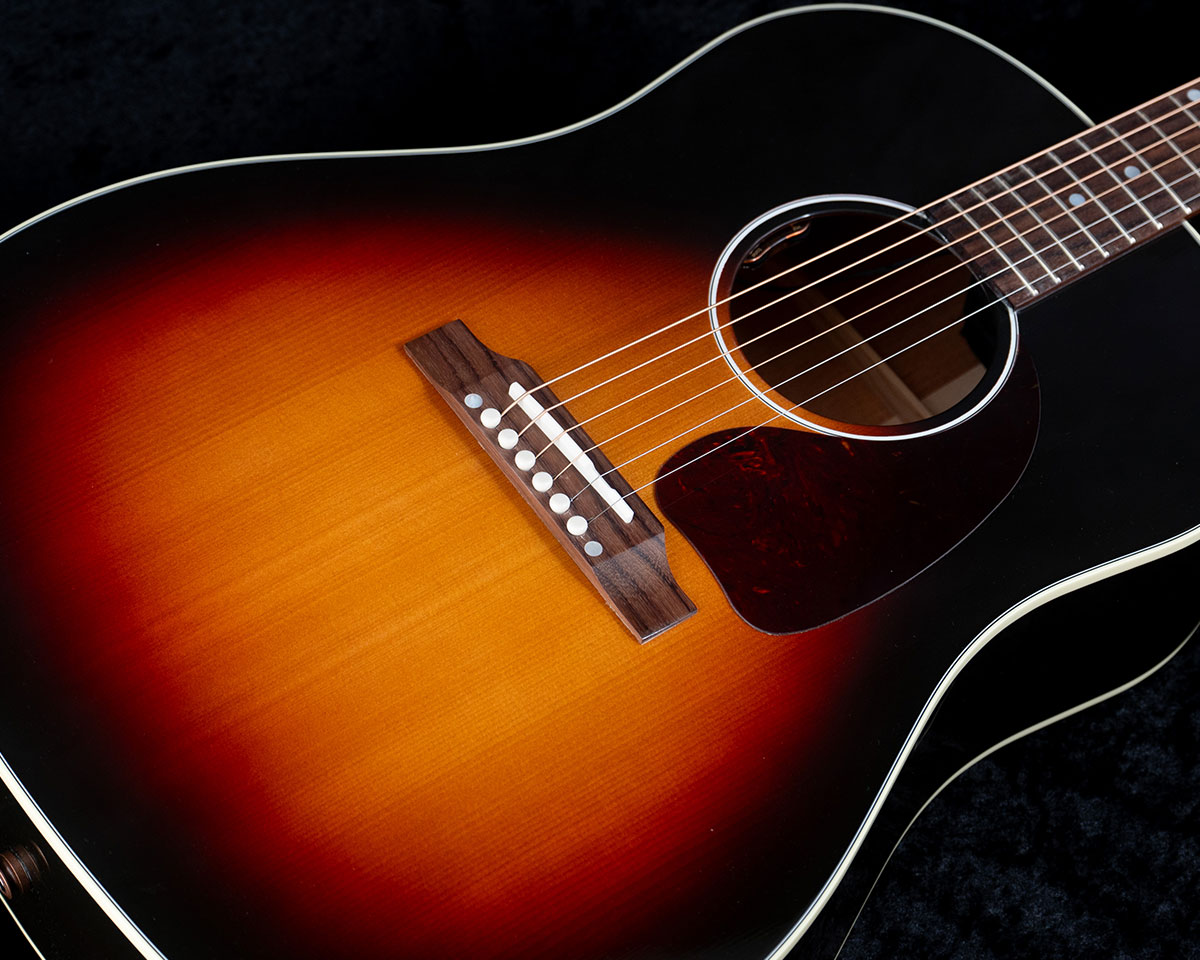 週間特売期間限定値下げ　GIBSON J-45 ギブソン