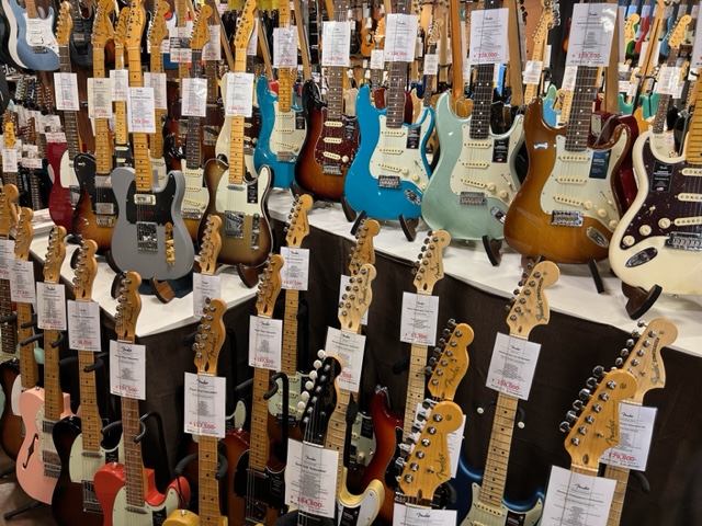 イシバシ楽器 名古屋栄店 Fender