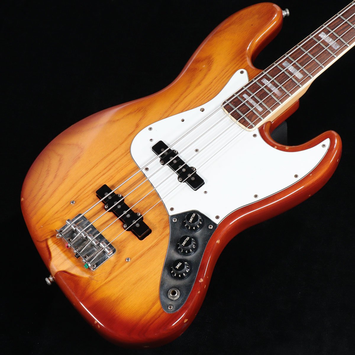 渋谷店VINTAGEブログ＃22】 FENDER / 1978-81 Jazz Bass Sienna Burst 