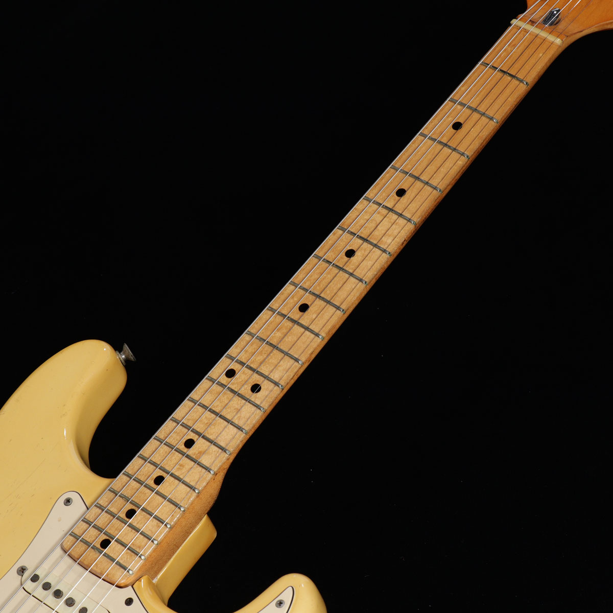 渋谷店VINTAGEブログ＃30】 FENDER / 1972年製 Stratocaster Alder Body Olympic  White/Maple Finger Board | イシバシ楽器スタッフブログ