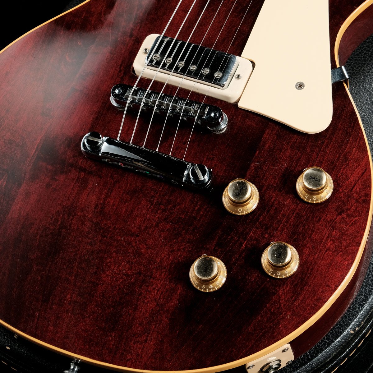 渋谷店VINTAGEブログ＃16】 GIBSON / 1975年製 Les Paul Deluxe Wine Red | イシバシ楽器スタッフブログ