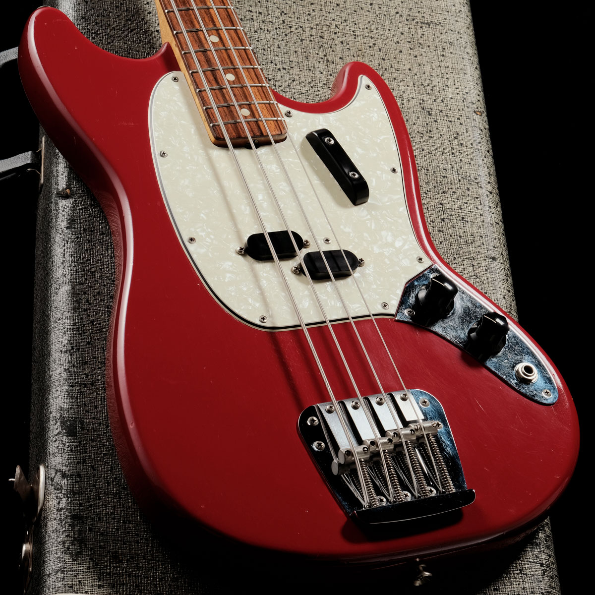 渋谷店VINTAGEブログ＃10】 FENDER / 1966年製 Mustang Bass Red ...