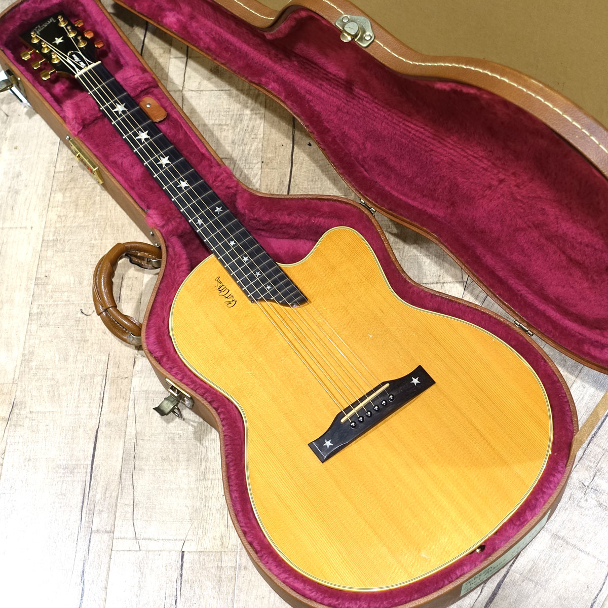 ギター Gibson SST Chet Atkins Model Gibson Chet Atkins SST|ドルフィンギターズ