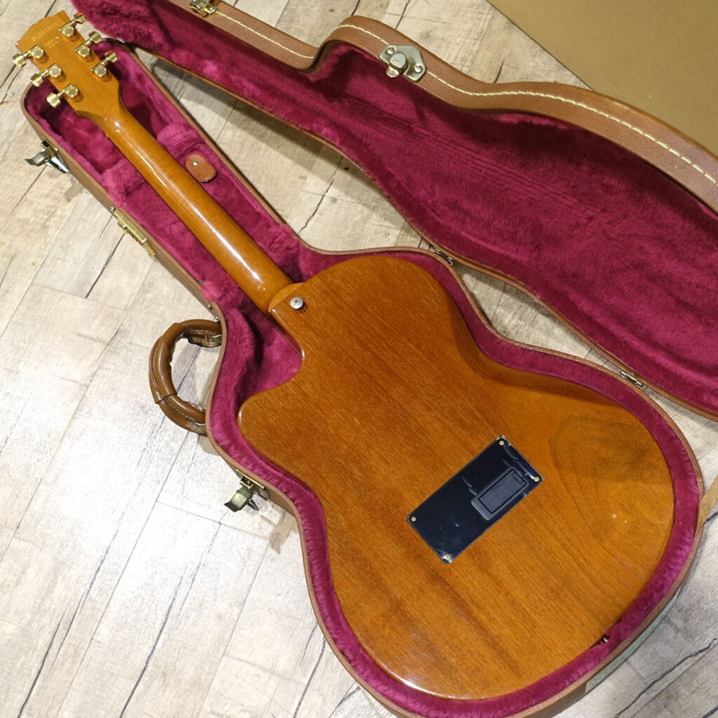 中古】Gibson / Chet Atkins SST Antique Natural 1997年製【3.37kg】【S/N:91227310】 |  イシバシ楽器スタッフブログ