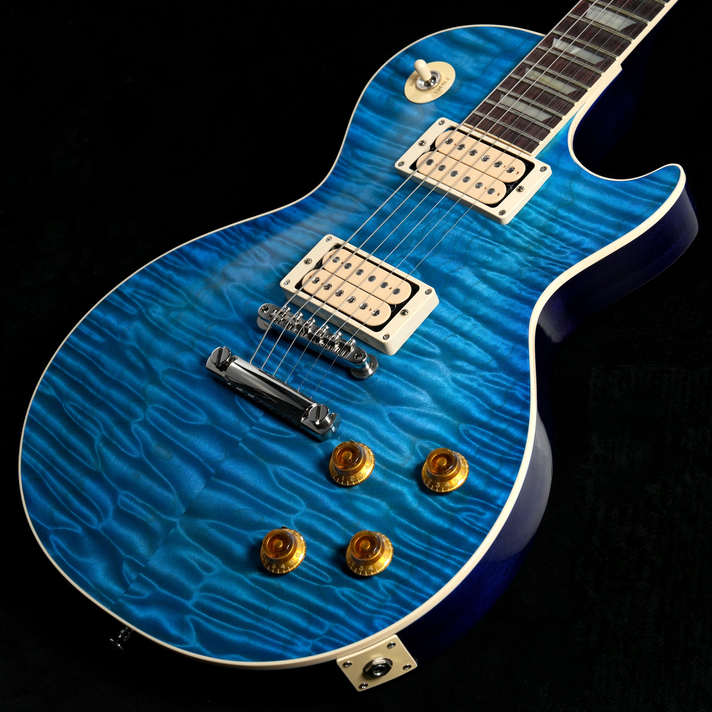 Gibson Custom Shop製の当店スタッフのオーダーによる、極上5Aキルトトップを採用した59レスポールスタンダード |  イシバシ楽器スタッフブログ