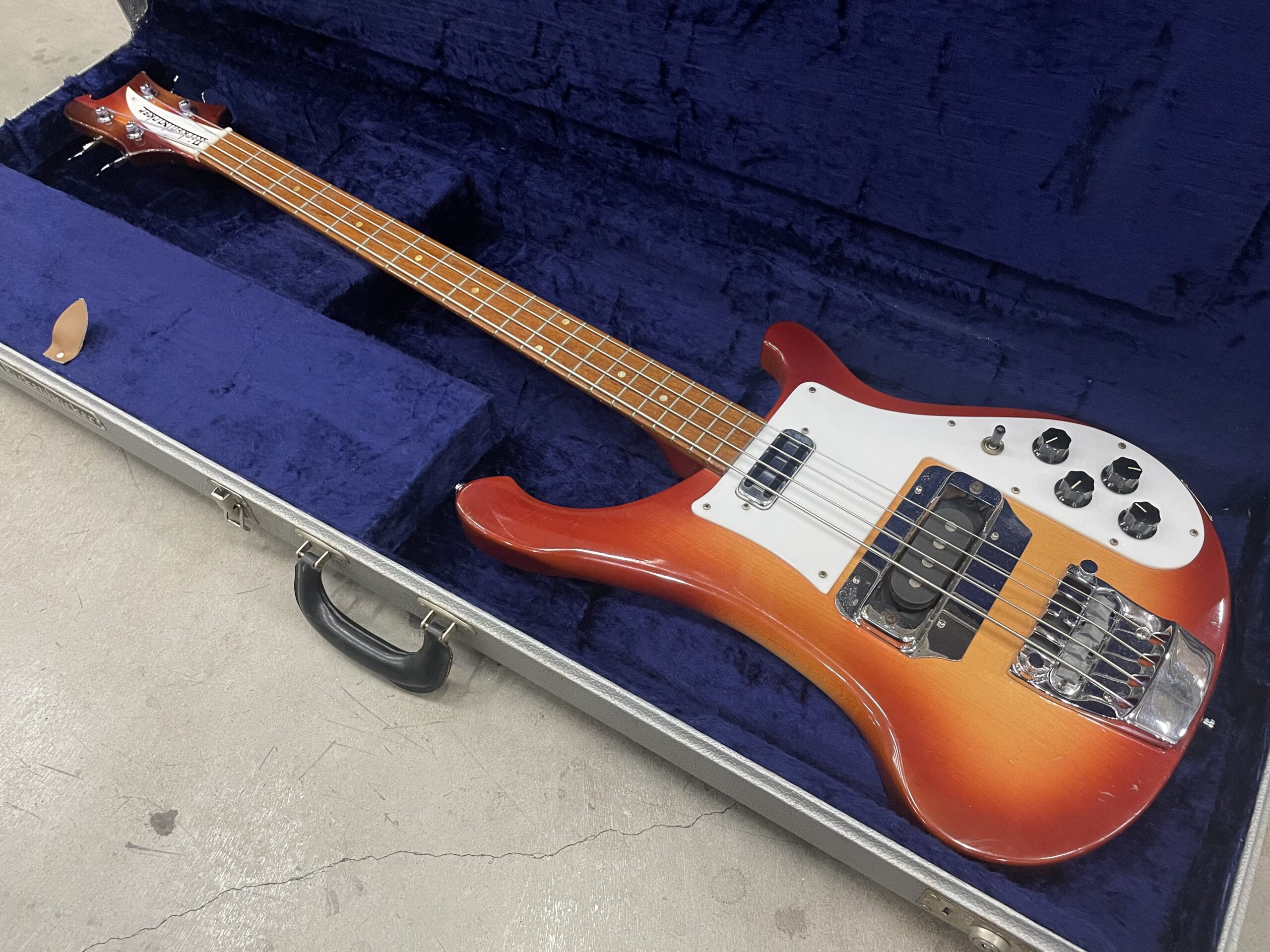 9/14更新】Rickenbacker / 4001V63 Fireglo【お売りいただきました！】 | イシバシ楽器スタッフブログ